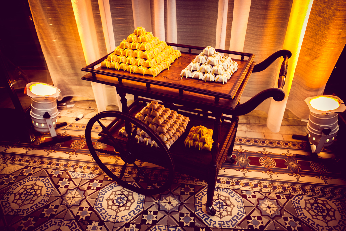 Fotografia de casamento, fotos de casamento, noiva, Fotógrafo no Porto, em Portugal. Fotógrafo de casamentos no Porto, Portugal. Fotos espontaneas, fotos naturais, fotos românticas, fotografia criativa. Casal apaixonado. Melhor fotógrafo de Portugal