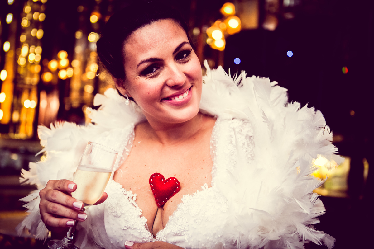 Fotografia de casamento, fotos de casamento, noiva, Fotógrafo no Porto, em Portugal. Fotógrafo de casamentos no Porto, Portugal. Fotos espontaneas, fotos naturais, fotos românticas, fotografia criativa. Casal apaixonado. Melhor fotógrafo de Portugal