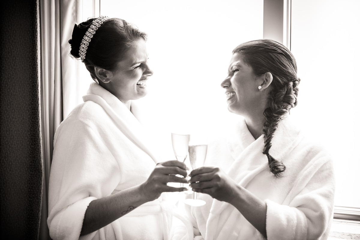 Fotografia de casamento, fotos de casamento, noiva, Fotógrafo no Porto, em Portugal. Fotógrafo de casamentos no Porto, Portugal. Fotos espontaneas, fotos naturais, fotos românticas, fotografia criativa. Casal apaixonado. Melhor fotógrafo de Portugal