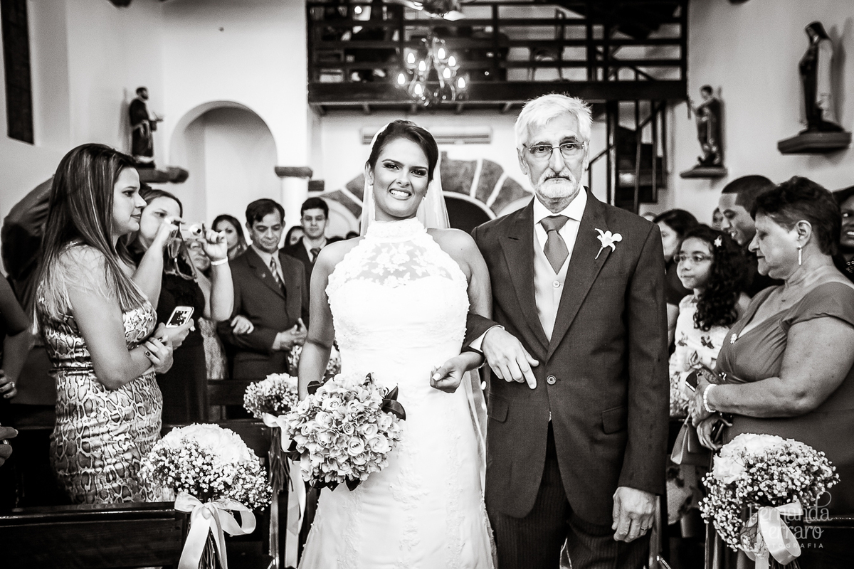 Fotografia de casamento, fotos de casamento, noiva, Fotógrafo no Porto, em Portugal. Fotógrafo de casamentos no Porto, Portugal. Fotos espontaneas, fotos naturais, fotos românticas, fotografia criativa. Casal apaixonado. Melhor fotógrafo de Portugal