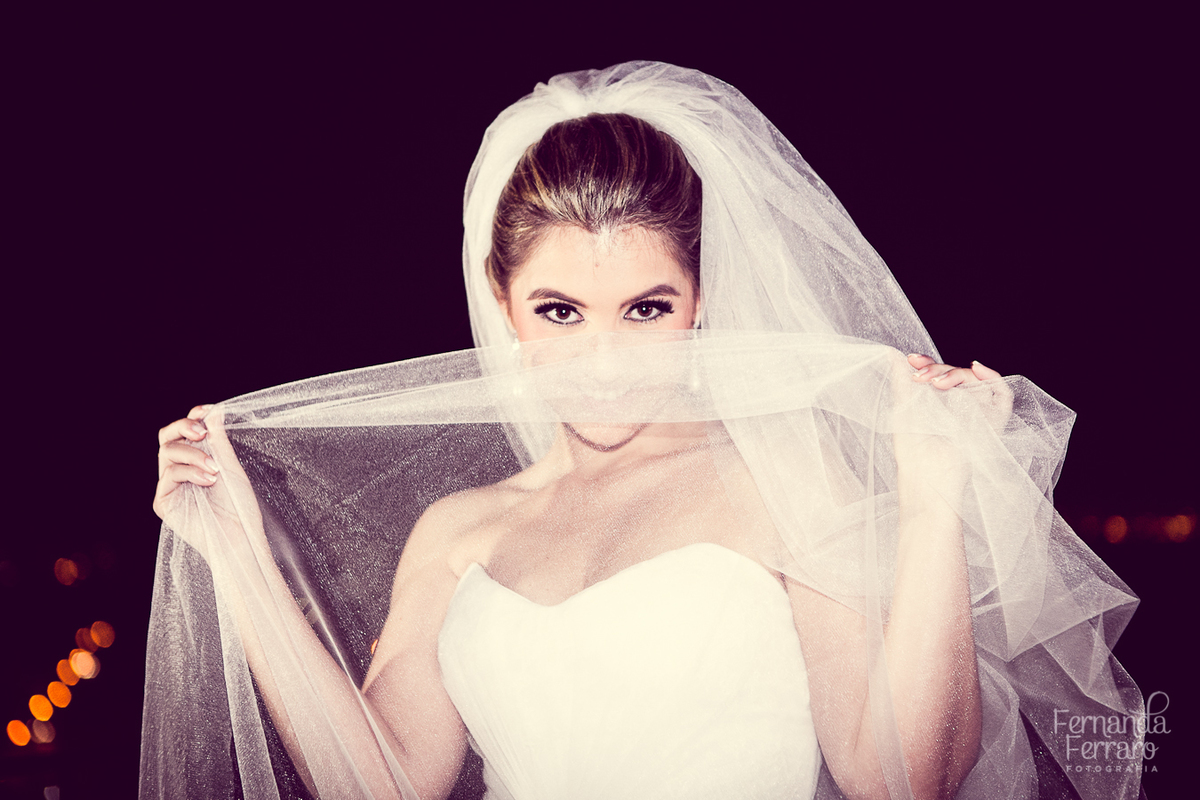 Fotografia de casamento, fotos de casamento, noiva, Fotógrafo no Porto, em Portugal. Fotógrafo de casamentos no Porto, Portugal. Fotos espontaneas, fotos naturais, fotos românticas, fotografia criativa. Casal apaixonado. Melhor fotógrafo de Portugal