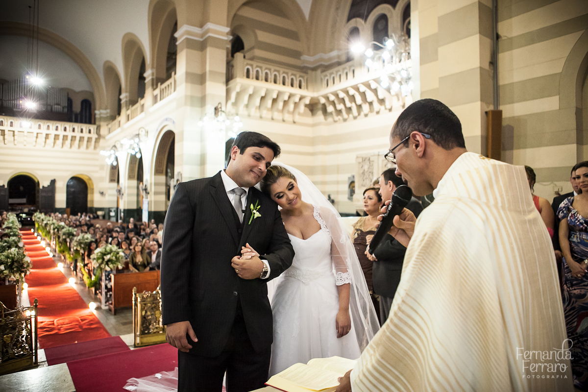 Fotografia de casamento, fotos de casamento, noiva, Fotógrafo no Porto, em Portugal. Fotógrafo de casamentos no Porto, Portugal. Fotos espontaneas, fotos naturais, fotos românticas, fotografia criativa. Casal apaixonado. Melhor fotógrafo de Portugal