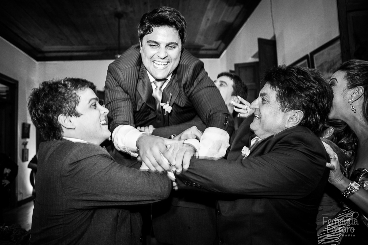 Fotografia de casamento, fotos de casamento, noiva, Fotógrafo no Porto, em Portugal. Fotógrafo de casamentos no Porto, Portugal. Fotos espontaneas, fotos naturais, fotos românticas, fotografia criativa. Casal apaixonado. Melhor fotógrafo de Portugal