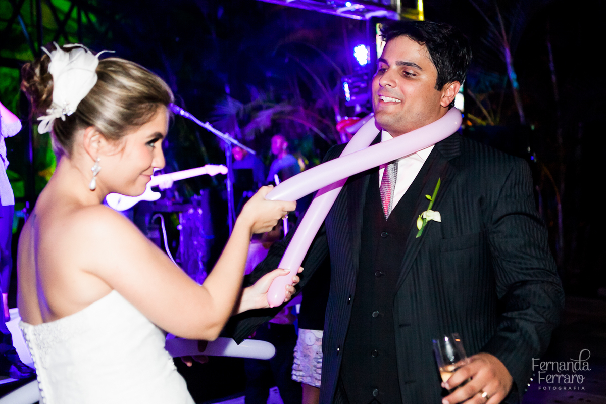 Fotografia de casamento, fotos de casamento, noiva, Fotógrafo no Porto, em Portugal. Fotógrafo de casamentos no Porto, Portugal. Fotos espontaneas, fotos naturais, fotos românticas, fotografia criativa. Casal apaixonado. Melhor fotógrafo de Portugal