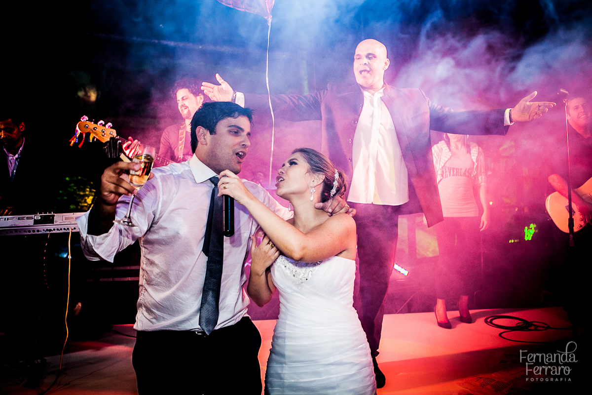 Fotografia de casamento, fotos de casamento, noiva, Fotógrafo no Porto, em Portugal. Fotógrafo de casamentos no Porto, Portugal. Fotos espontaneas, fotos naturais, fotos românticas, fotografia criativa. Casal apaixonado. Melhor fotógrafo de Portugal