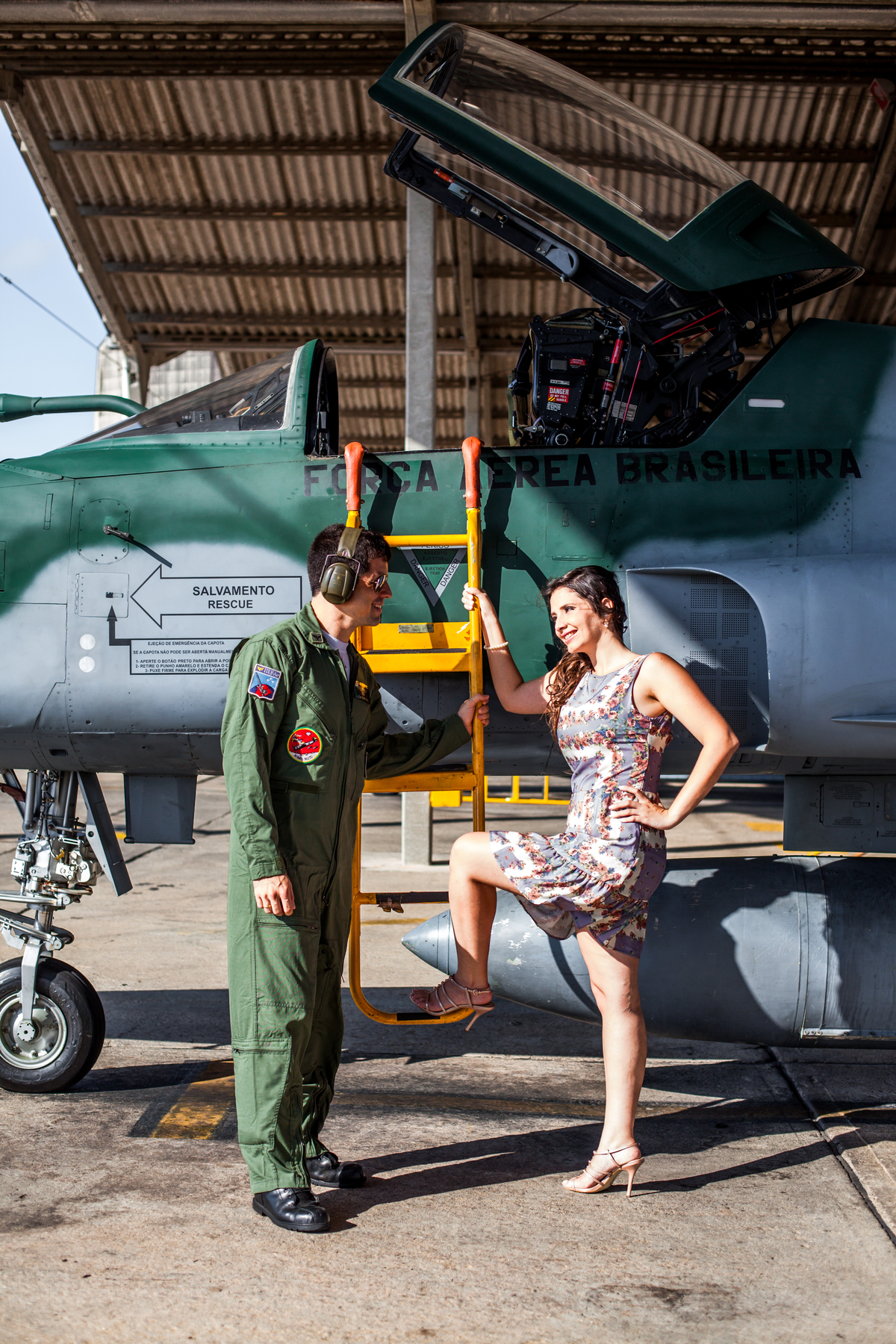 Sessão de fotos de casal, fotos pre wedding, Fotógrafo no Porto, em Portugal. Fotógrafo de casamentos no Porto, Portugal. Fotos espontaneas, fotos naturais, fotos românticas, fotografia criativa. Casal apaixonado. Fernanda Ferraro Fotografia. 