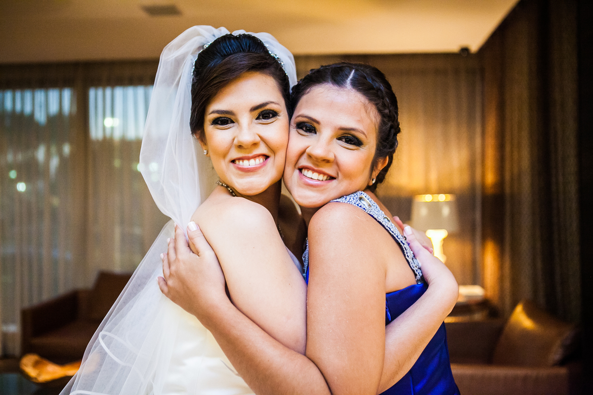 Fotografia de casamento, fotos de casamento, noiva, Fotógrafo no Porto, em Portugal. Fotógrafo de casamentos no Porto, Portugal. Fotos espontaneas, fotos naturais, fotos românticas, fotografia criativa. Casal apaixonado. Melhor fotógrafo de Portugal