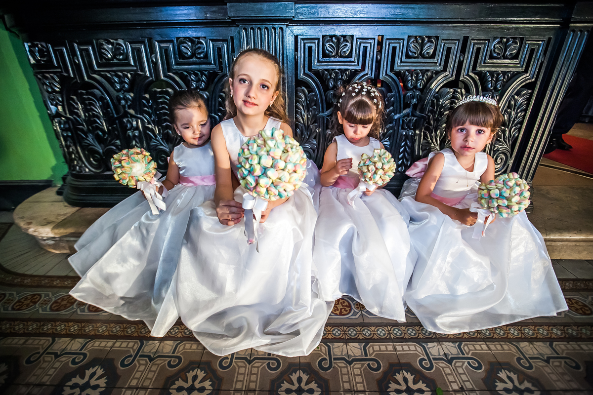 Fotografia de casamento, fotos de casamento, noiva, Fotógrafo no Porto, em Portugal. Fotógrafo de casamentos no Porto, Portugal. Fotos espontaneas, fotos naturais, fotos românticas, fotografia criativa. Casal apaixonado. Melhor fotógrafo de Portugal