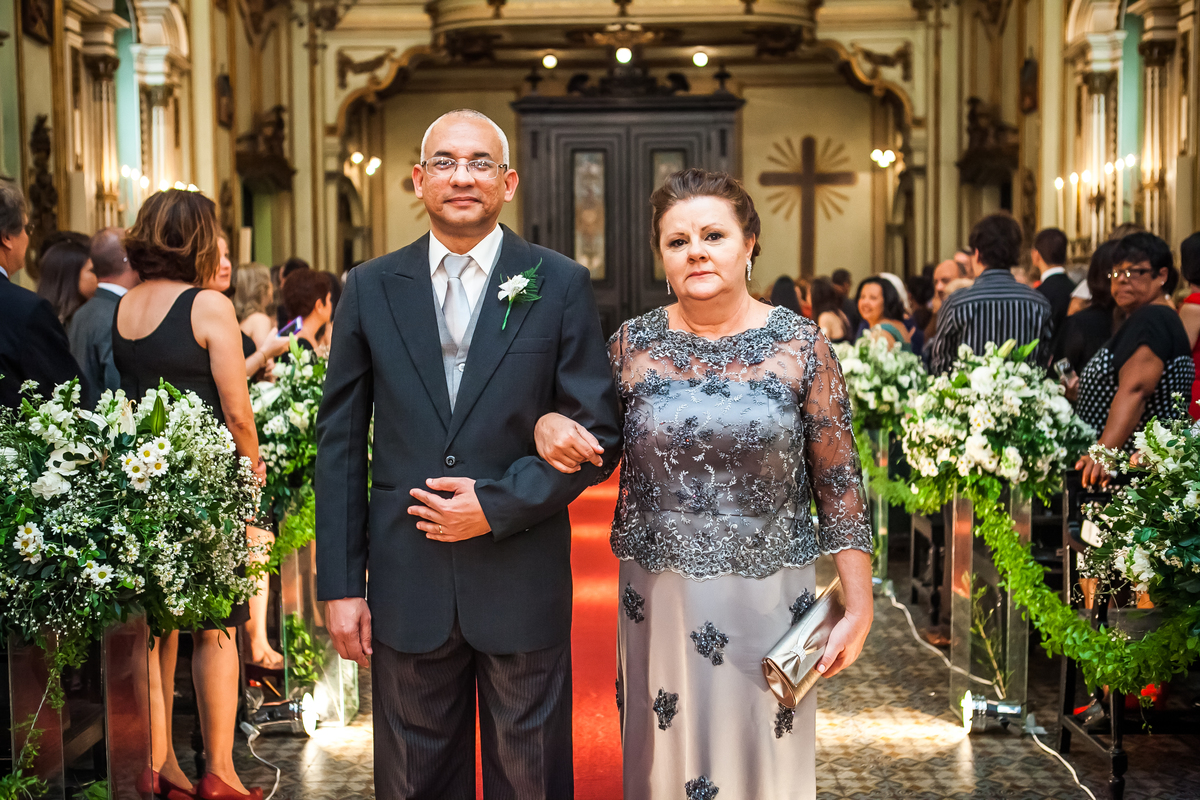 Fotografia de casamento, fotos de casamento, noiva, Fotógrafo no Porto, em Portugal. Fotógrafo de casamentos no Porto, Portugal. Fotos espontaneas, fotos naturais, fotos românticas, fotografia criativa. Casal apaixonado. Melhor fotógrafo de Portugal