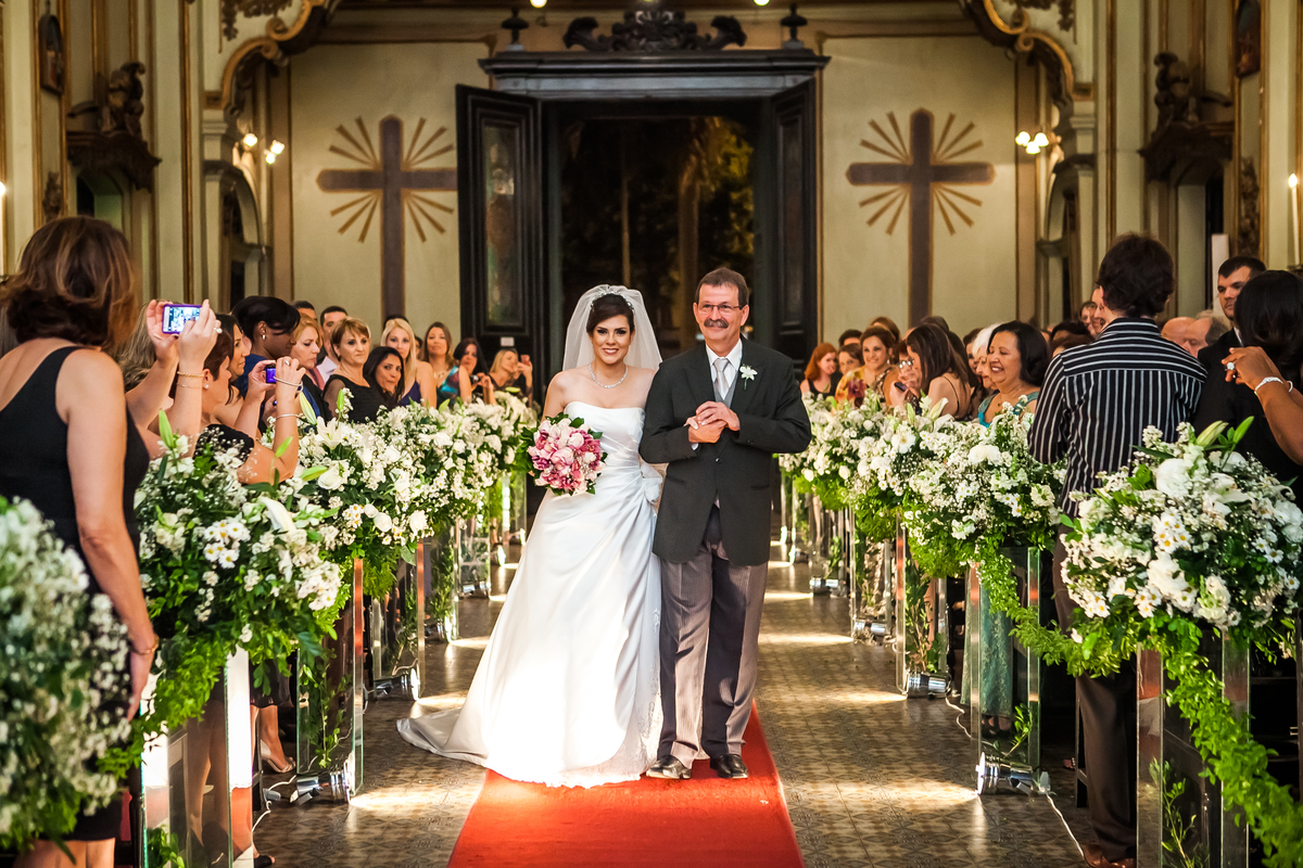 Fotografia de casamento, fotos de casamento, noiva, Fotógrafo no Porto, em Portugal. Fotógrafo de casamentos no Porto, Portugal. Fotos espontaneas, fotos naturais, fotos românticas, fotografia criativa. Casal apaixonado. Melhor fotógrafo de Portugal