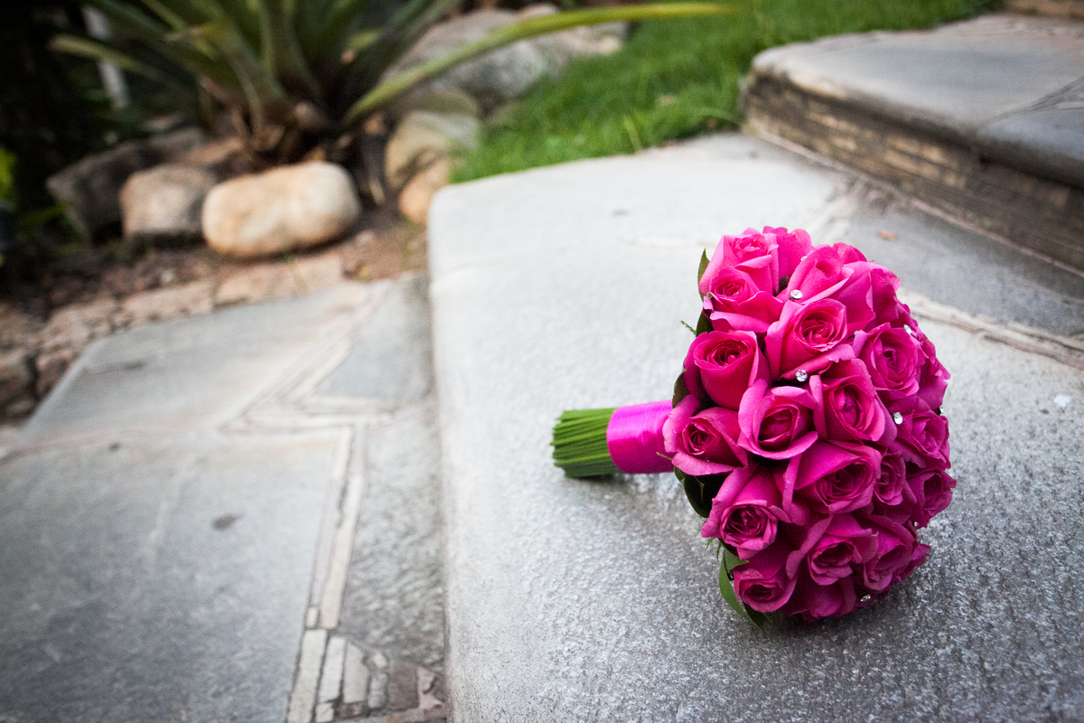 Fotografia de casamento, fotos de casamento, noiva, Fotógrafo no Porto, em Portugal. Fotógrafo de casamentos no Porto, Portugal. Fotos espontaneas, fotos naturais, fotos românticas, fotografia criativa. Casal apaixonado. Melhor fotógrafo de Portugal