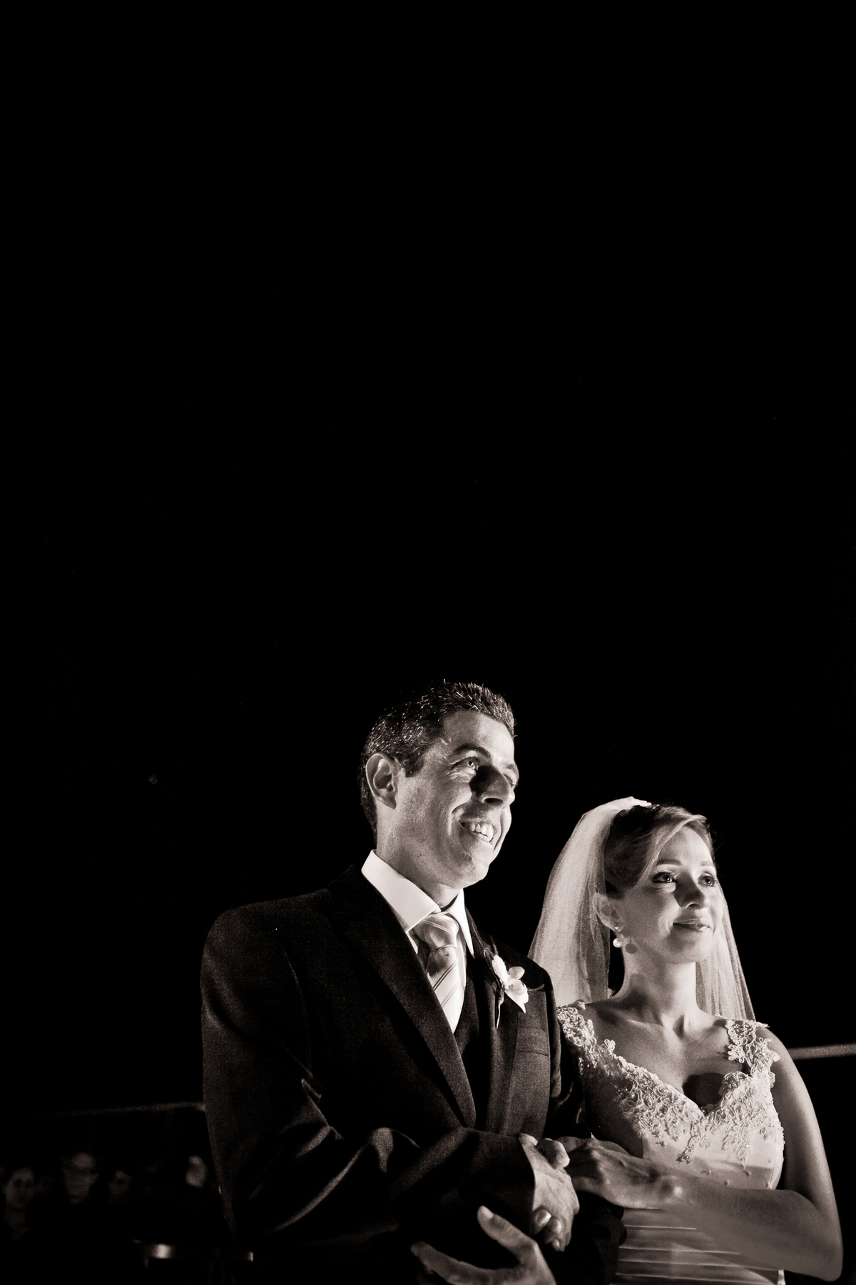 Fotografia de casamento, fotos de casamento, noiva, Fotógrafo no Porto, em Portugal. Fotógrafo de casamentos no Porto, Portugal. Fotos espontaneas, fotos naturais, fotos românticas, fotografia criativa. Casal apaixonado. Melhor fotógrafo de Portugal