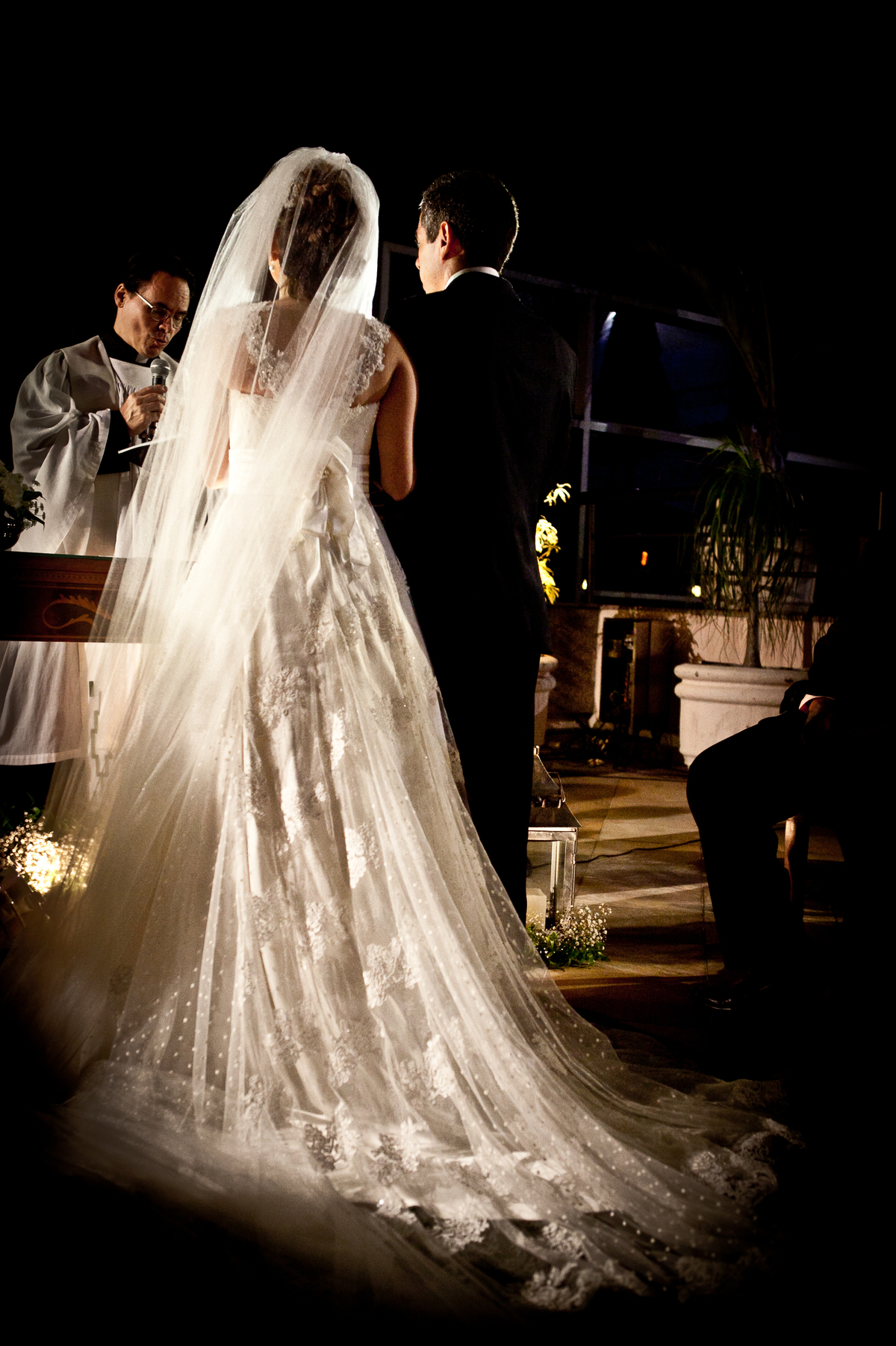 Fotografia de casamento, fotos de casamento, noiva, Fotógrafo no Porto, em Portugal. Fotógrafo de casamentos no Porto, Portugal. Fotos espontaneas, fotos naturais, fotos românticas, fotografia criativa. Casal apaixonado. Melhor fotógrafo de Portugal