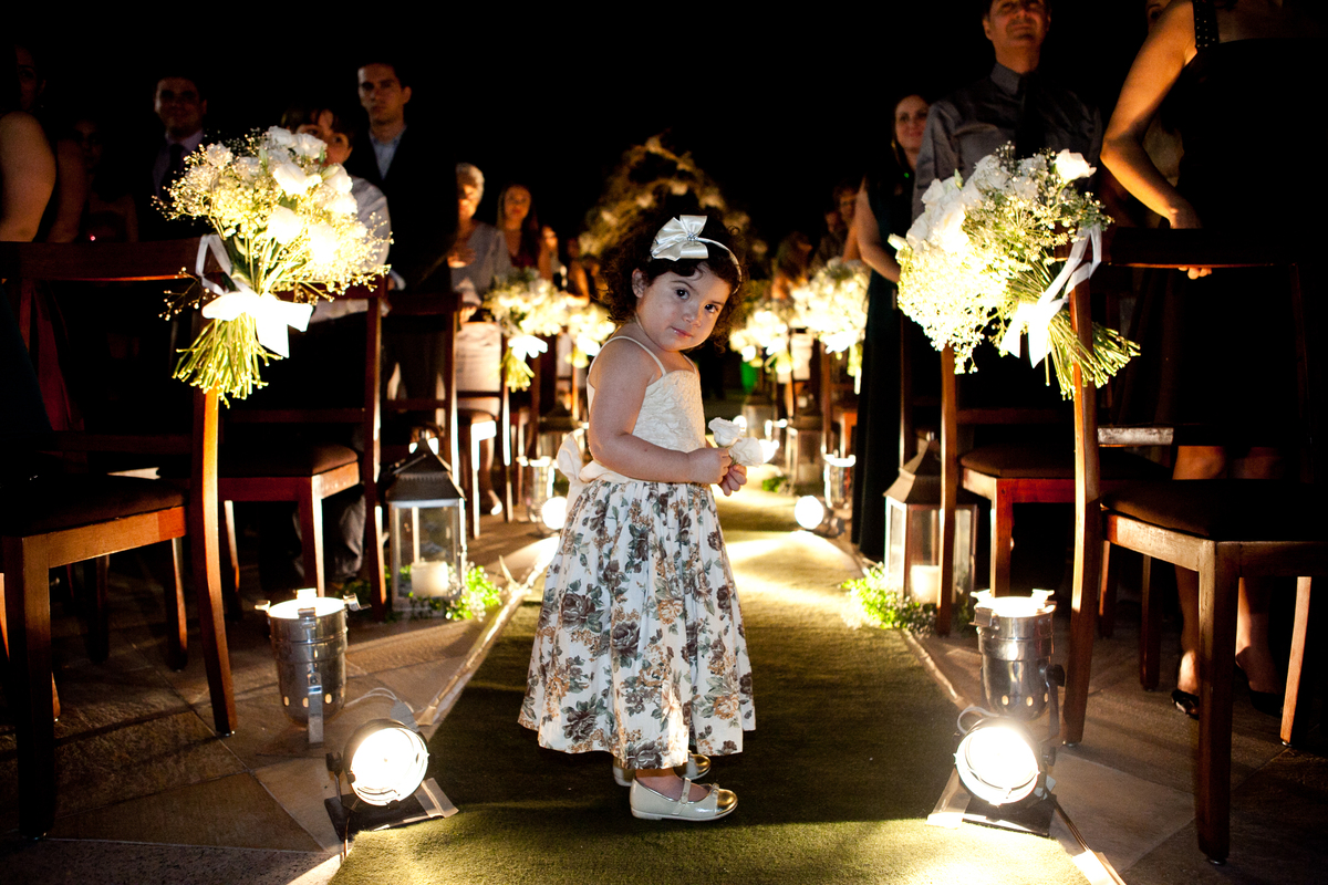 Fotografia de casamento, fotos de casamento, noiva, Fotógrafo no Porto, em Portugal. Fotógrafo de casamentos no Porto, Portugal. Fotos espontaneas, fotos naturais, fotos românticas, fotografia criativa. Casal apaixonado. Melhor fotógrafo de Portugal