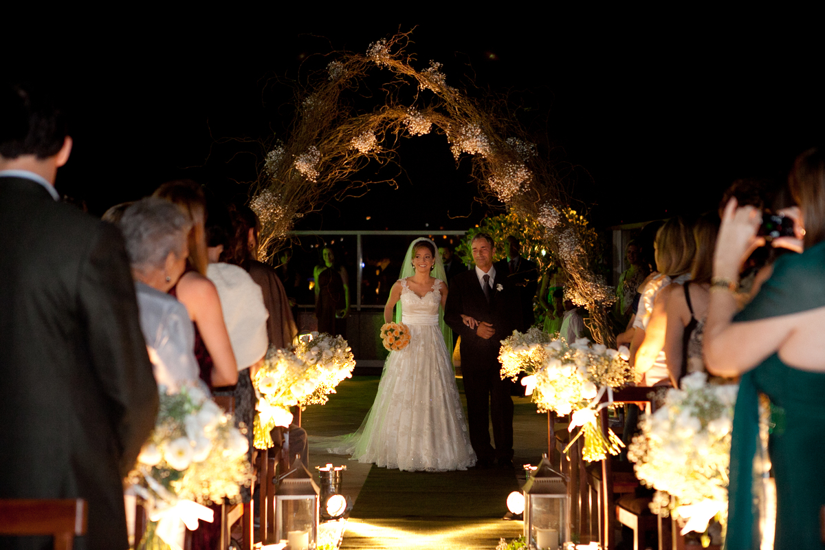 Fotografia de casamento, fotos de casamento, noiva, Fotógrafo no Porto, em Portugal. Fotógrafo de casamentos no Porto, Portugal. Fotos espontaneas, fotos naturais, fotos românticas, fotografia criativa. Casal apaixonado. Melhor fotógrafo de Portugal
