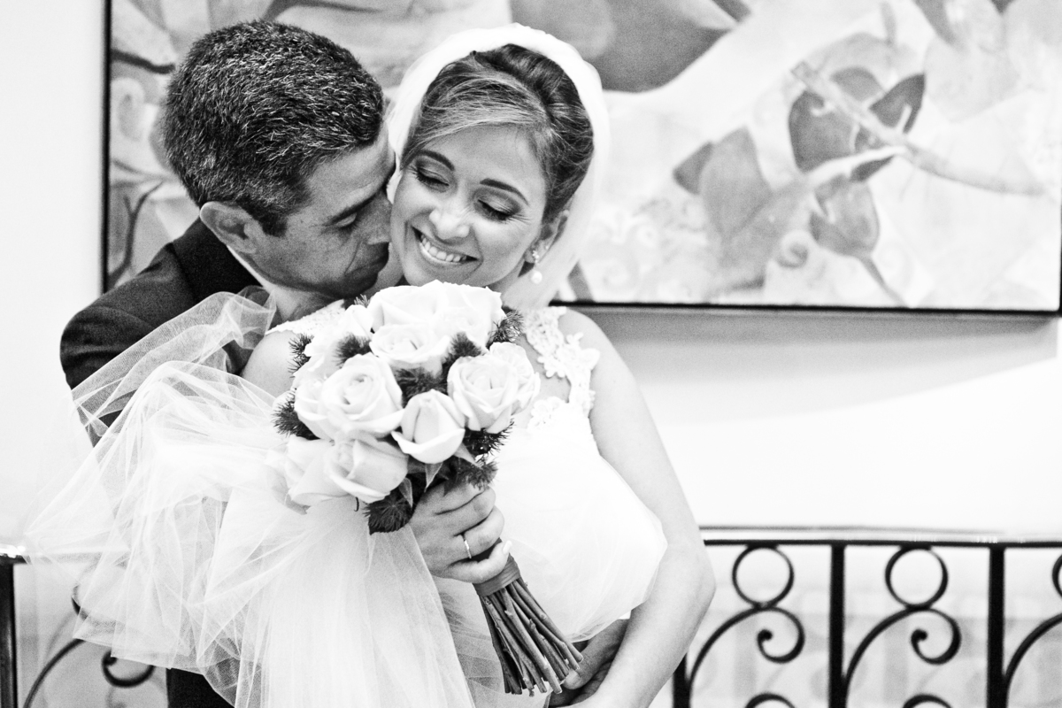 Fotografia de casamento, fotos de casamento, noiva, Fotógrafo no Porto, em Portugal. Fotógrafo de casamentos no Porto, Portugal. Fotos espontaneas, fotos naturais, fotos românticas, fotografia criativa. Casal apaixonado. Melhor fotógrafo de Portugal