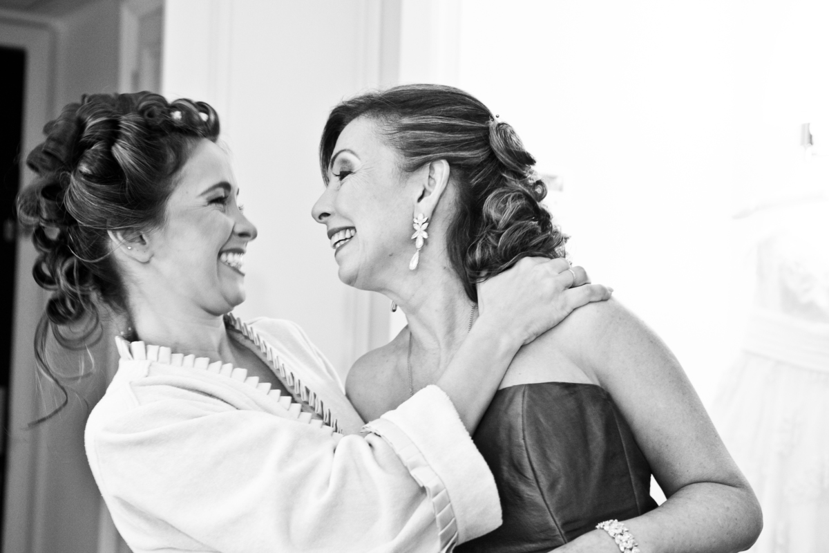 Fotografia de casamento, fotos de casamento, noiva, Fotógrafo no Porto, em Portugal. Fotógrafo de casamentos no Porto, Portugal. Fotos espontaneas, fotos naturais, fotos românticas, fotografia criativa. Casal apaixonado. Melhor fotógrafo de Portugal