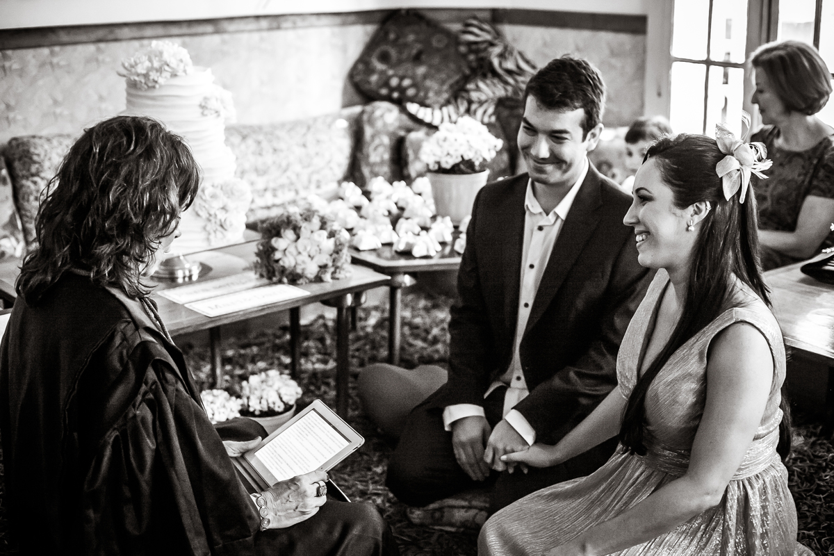 Fotografia de casamento, fotos de casamento, noiva, Fotógrafo no Porto, em Portugal. Fotógrafo de casamentos no Porto, Portugal. Fotos espontaneas, fotos naturais, fotos românticas, fotografia criativa. Casal apaixonado. Melhor fotógrafo de Portugal