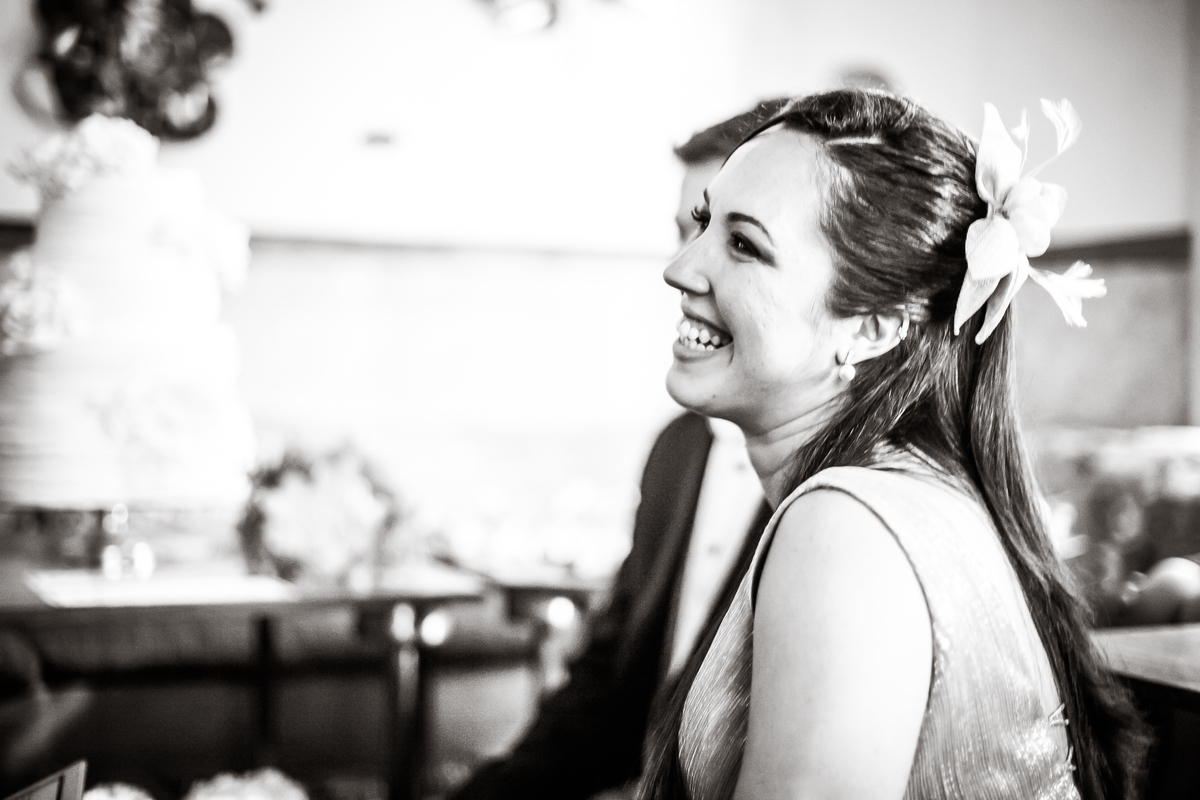 Fotografia de casamento, fotos de casamento, noiva, Fotógrafo no Porto, em Portugal. Fotógrafo de casamentos no Porto, Portugal. Fotos espontaneas, fotos naturais, fotos românticas, fotografia criativa. Casal apaixonado. Melhor fotógrafo de Portugal