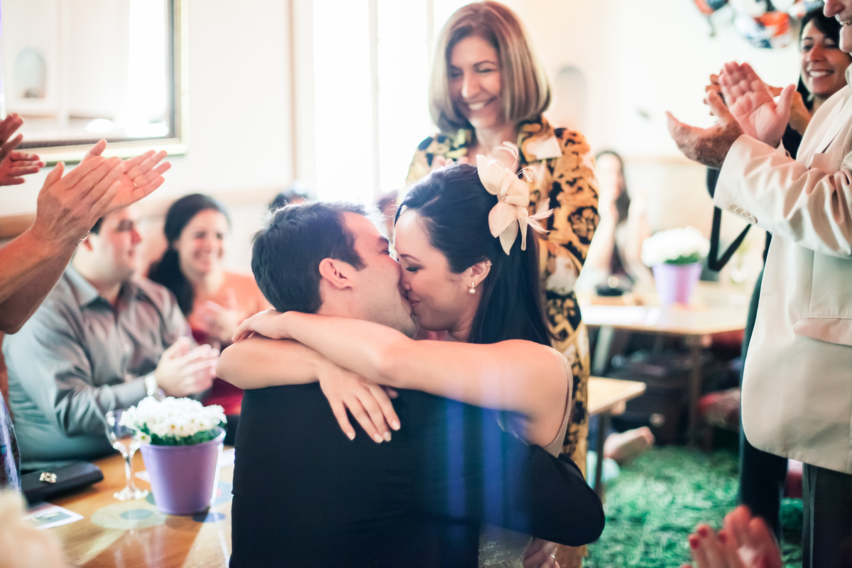 Fotografia de casamento, fotos de casamento, noiva, Fotógrafo no Porto, em Portugal. Fotógrafo de casamentos no Porto, Portugal. Fotos espontaneas, fotos naturais, fotos românticas, fotografia criativa. Casal apaixonado. Melhor fotógrafo de Portugal