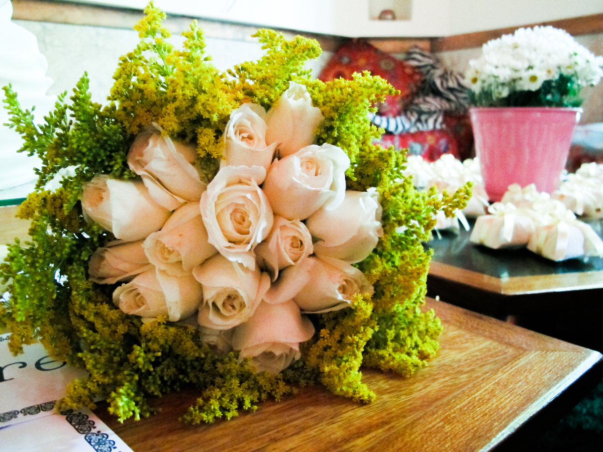 Fotografia de casamento, fotos de casamento, noiva, Fotógrafo no Porto, em Portugal. Fotógrafo de casamentos no Porto, Portugal. Fotos espontaneas, fotos naturais, fotos românticas, fotografia criativa. Casal apaixonado. Melhor fotógrafo de Portugal