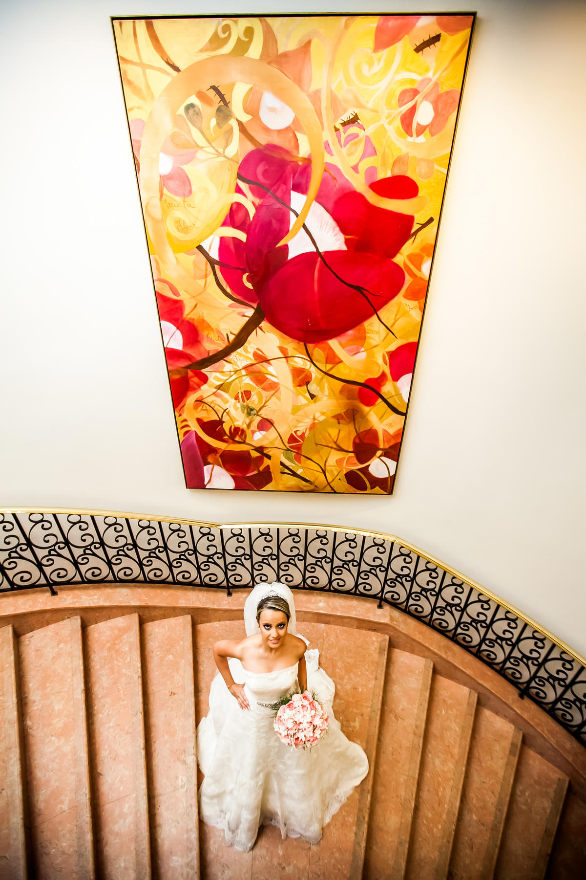 Fotografia de casamento, fotos de casamento, noiva, Fotógrafo no Porto, em Portugal. Fotógrafo de casamentos no Porto, Portugal. Fotos espontaneas, fotos naturais, fotos românticas, fotografia criativa. Casal apaixonado. Melhor fotógrafo de Portugal