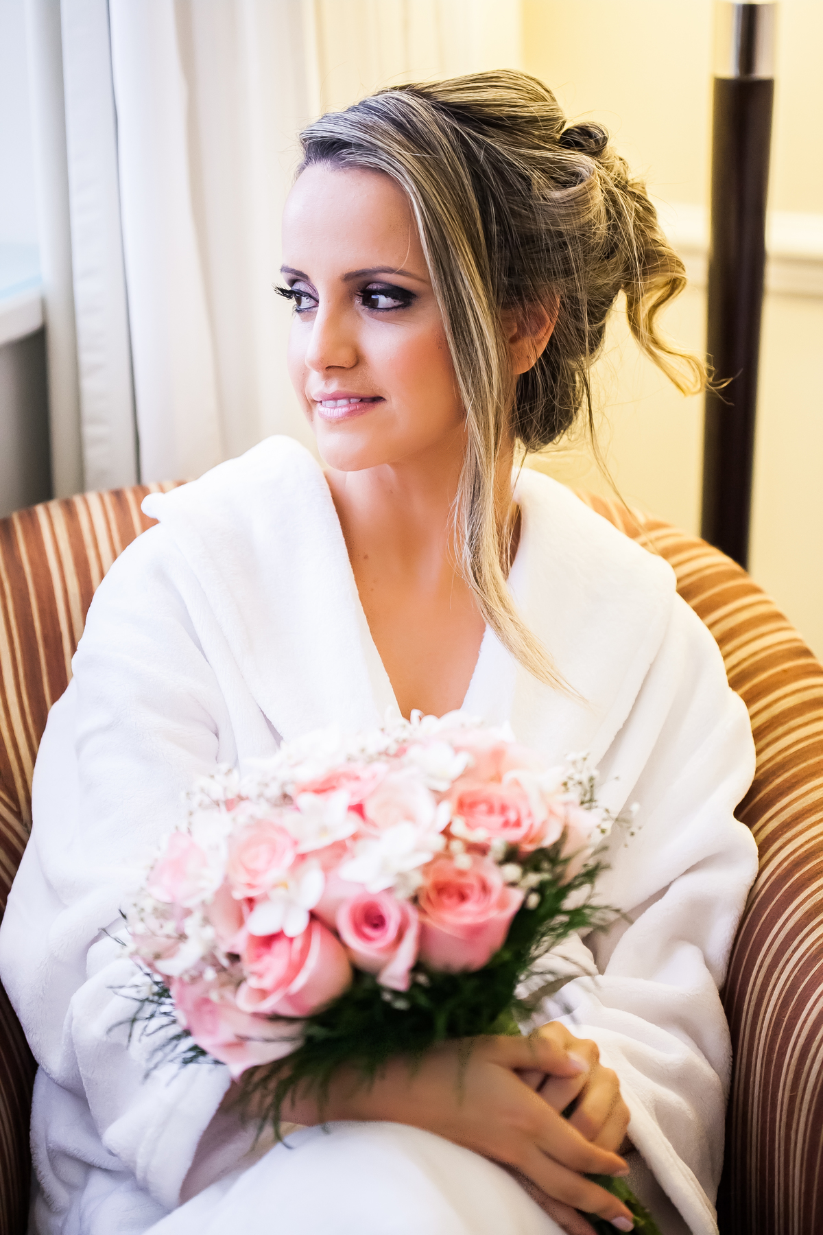 Fotografia de casamento, fotos de casamento, noiva, Fotógrafo no Porto, em Portugal. Fotógrafo de casamentos no Porto, Portugal. Fotos espontaneas, fotos naturais, fotos românticas, fotografia criativa. Casal apaixonado. Melhor fotógrafo de Portugal