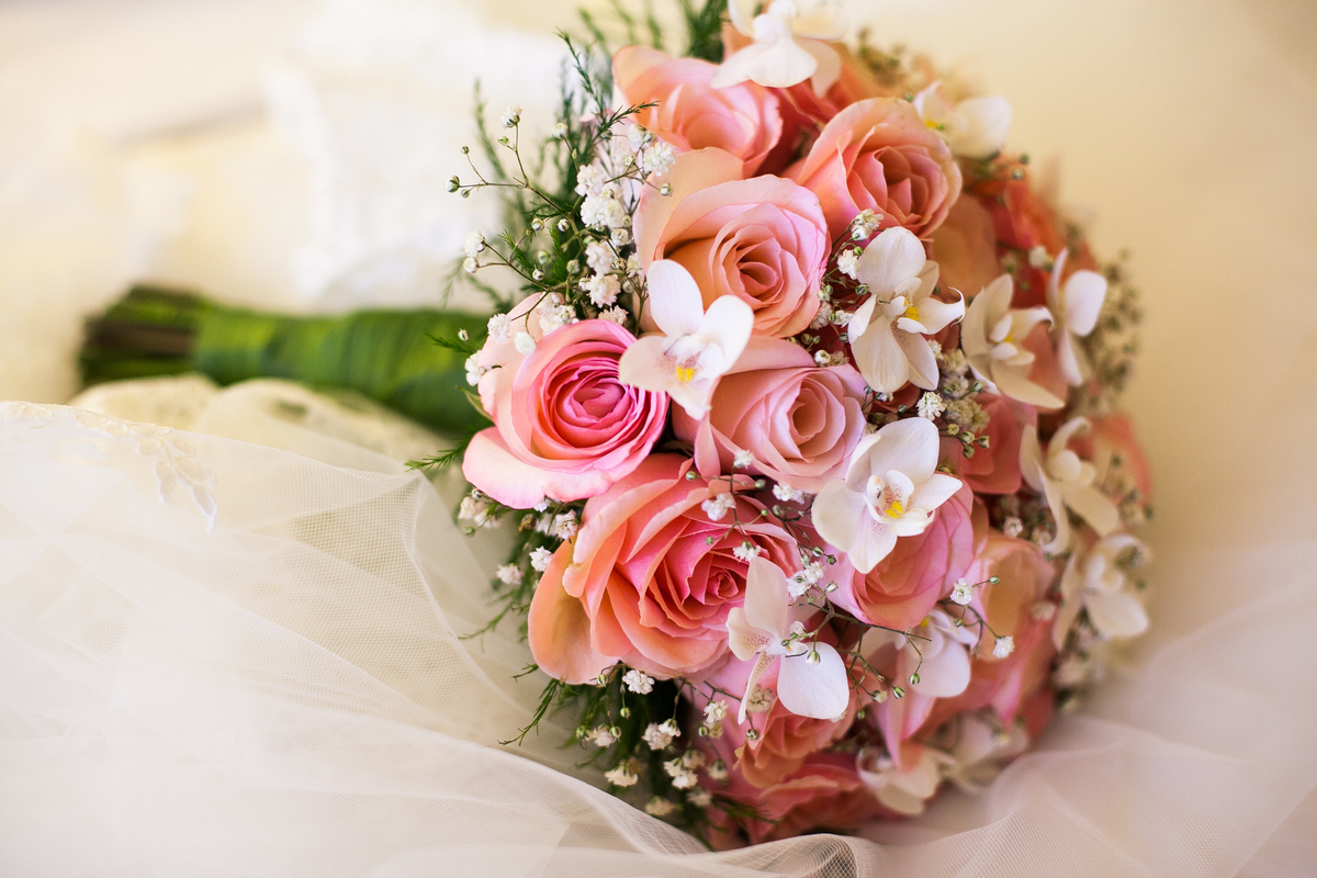 Fotografia de casamento, fotos de casamento, noiva, Fotógrafo no Porto, em Portugal. Fotógrafo de casamentos no Porto, Portugal. Fotos espontaneas, fotos naturais, fotos românticas, fotografia criativa. Casal apaixonado. Melhor fotógrafo de Portugal