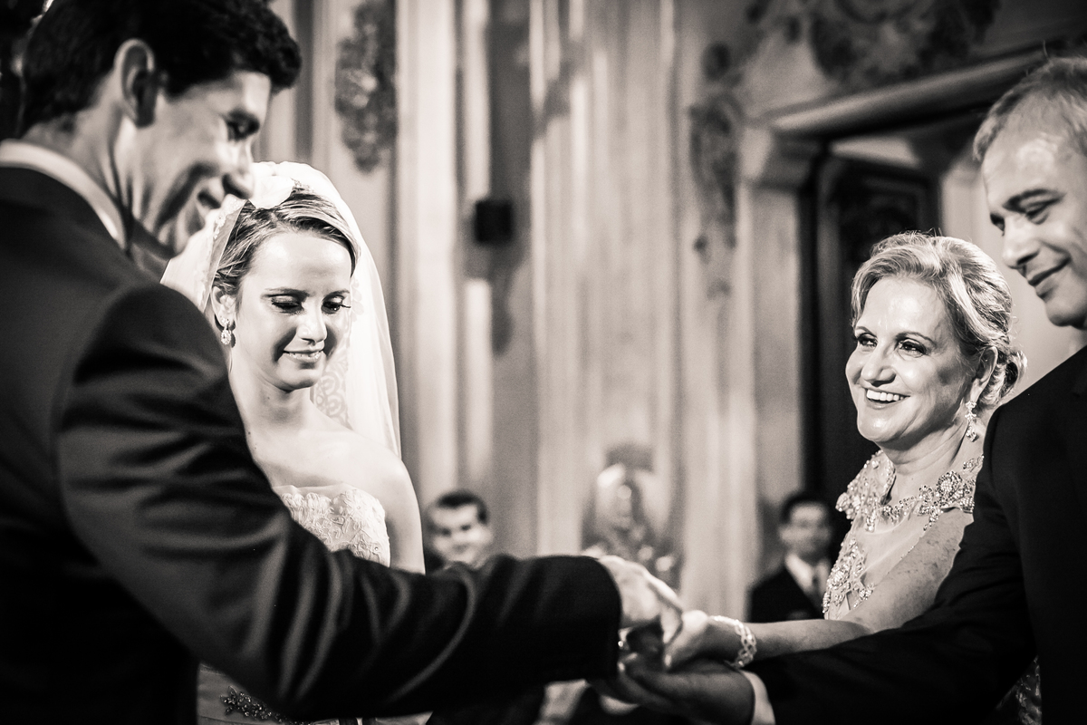 Fotografia de casamento, fotos de casamento, noiva, Fotógrafo no Porto, em Portugal. Fotógrafo de casamentos no Porto, Portugal. Fotos espontaneas, fotos naturais, fotos românticas, fotografia criativa. Casal apaixonado. Melhor fotógrafo de Portugal