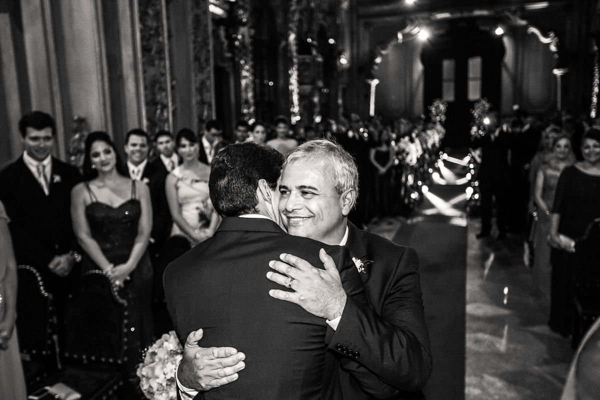 Fotografia de casamento, fotos de casamento, noiva, Fotógrafo no Porto, em Portugal. Fotógrafo de casamentos no Porto, Portugal. Fotos espontaneas, fotos naturais, fotos românticas, fotografia criativa. Casal apaixonado. Melhor fotógrafo de Portugal
