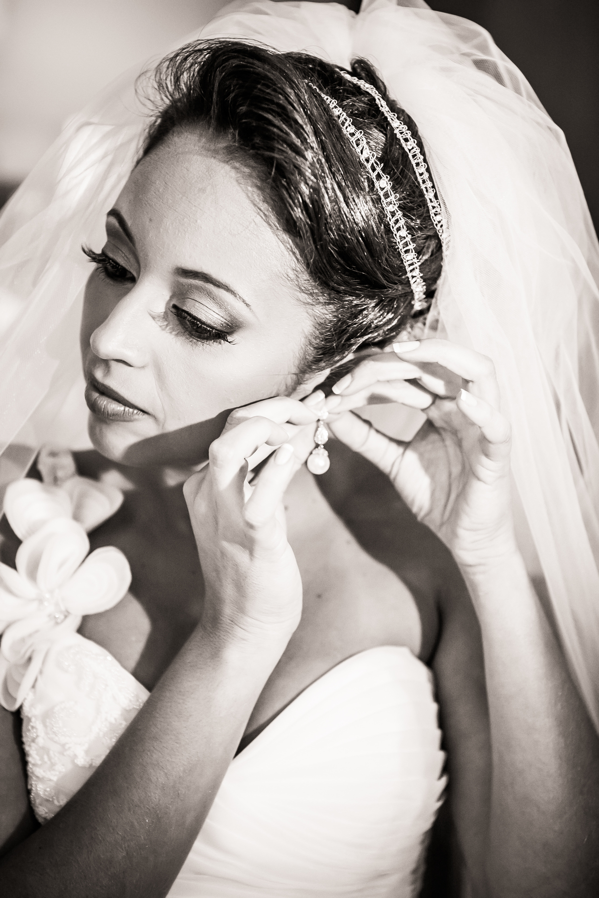 Fotografia de casamento, fotos de casamento, noiva, Fotógrafo no Porto, em Portugal. Fotógrafo de casamentos no Porto, Portugal. Fotos espontaneas, fotos naturais, fotos românticas, fotografia criativa. Casal apaixonado. Melhor fotógrafo de Portugal