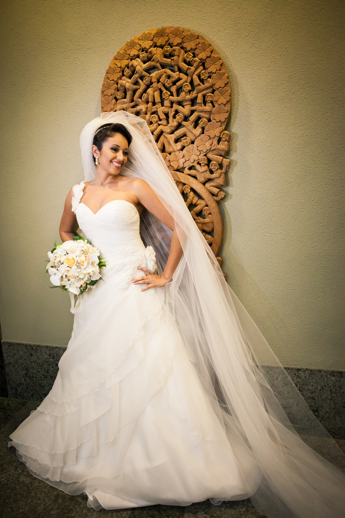 Fotografia de casamento, fotos de casamento, noiva, Fotógrafo no Porto, em Portugal. Fotógrafo de casamentos no Porto, Portugal. Fotos espontaneas, fotos naturais, fotos românticas, fotografia criativa. Casal apaixonado. Melhor fotógrafo de Portugal