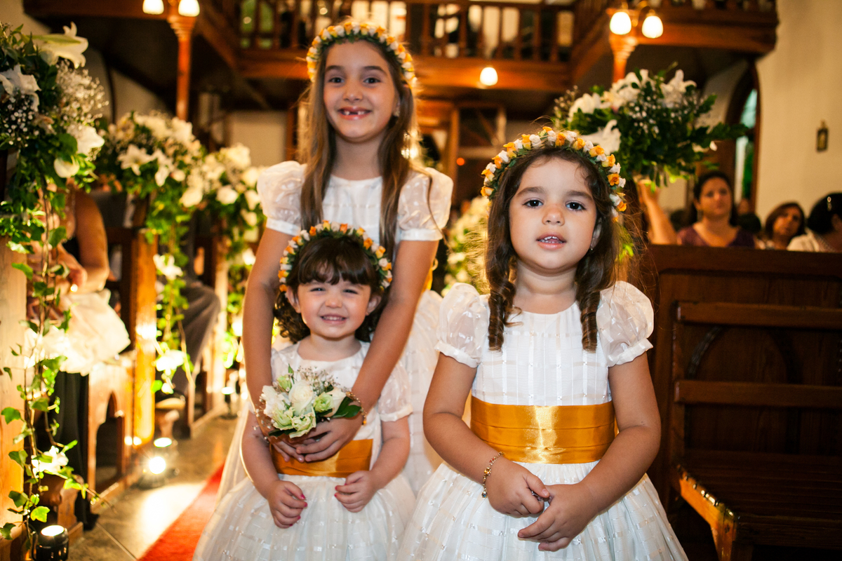 Fotografia de casamento, fotos de casamento, noiva, Fotógrafo no Porto, em Portugal. Fotógrafo de casamentos no Porto, Portugal. Fotos espontaneas, fotos naturais, fotos românticas, fotografia criativa. Casal apaixonado. Melhor fotógrafo de Portugal