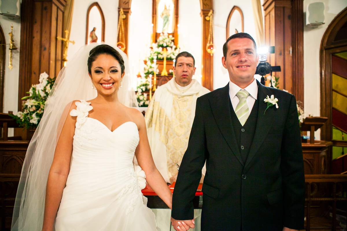 Fotografia de casamento, fotos de casamento, noiva, Fotógrafo no Porto, em Portugal. Fotógrafo de casamentos no Porto, Portugal. Fotos espontaneas, fotos naturais, fotos românticas, fotografia criativa. Casal apaixonado. Melhor fotógrafo de Portugal