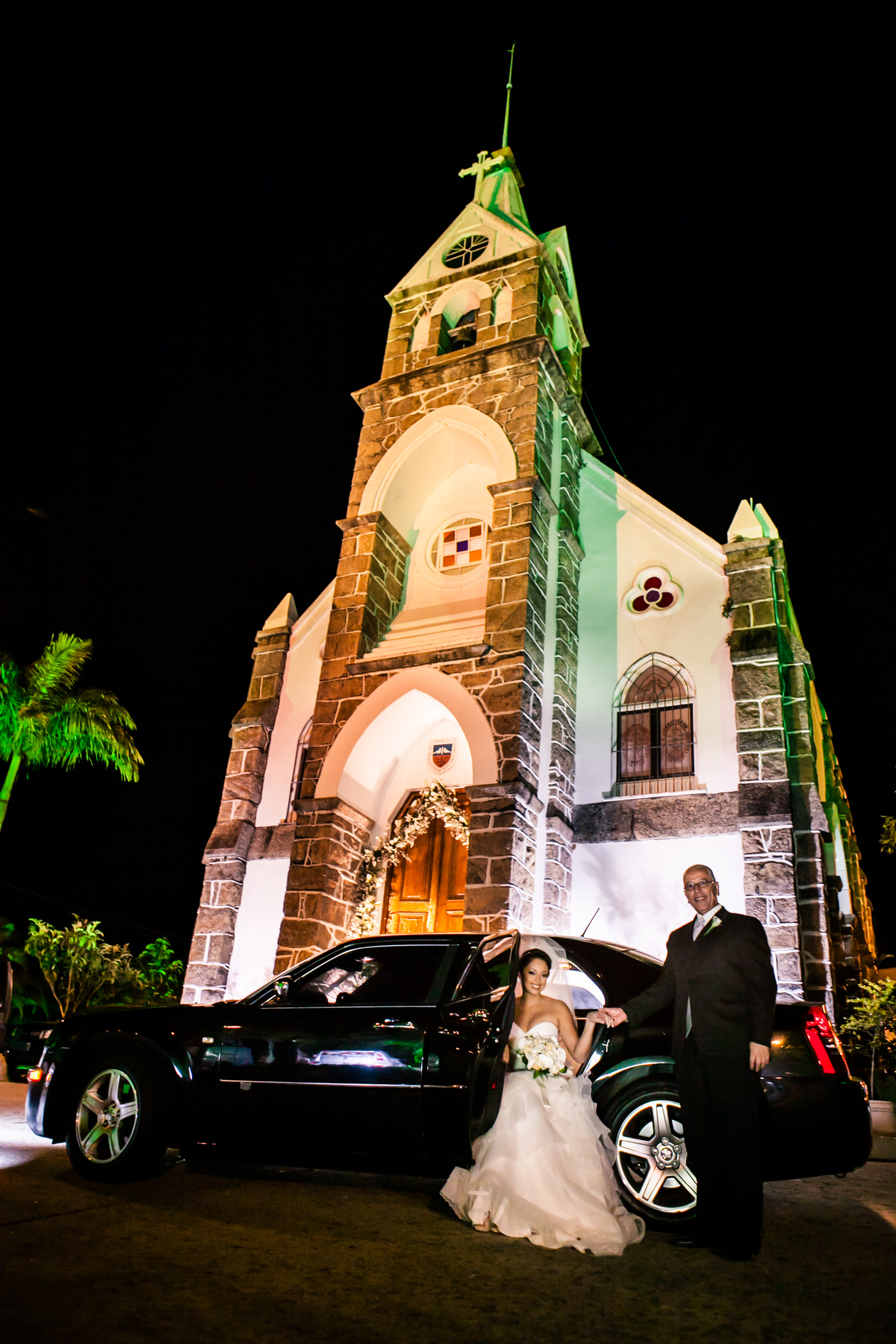 Fotografia de casamento, fotos de casamento, noiva, Fotógrafo no Porto, em Portugal. Fotógrafo de casamentos no Porto, Portugal. Fotos espontaneas, fotos naturais, fotos românticas, fotografia criativa. Casal apaixonado. Melhor fotógrafo de Portugal