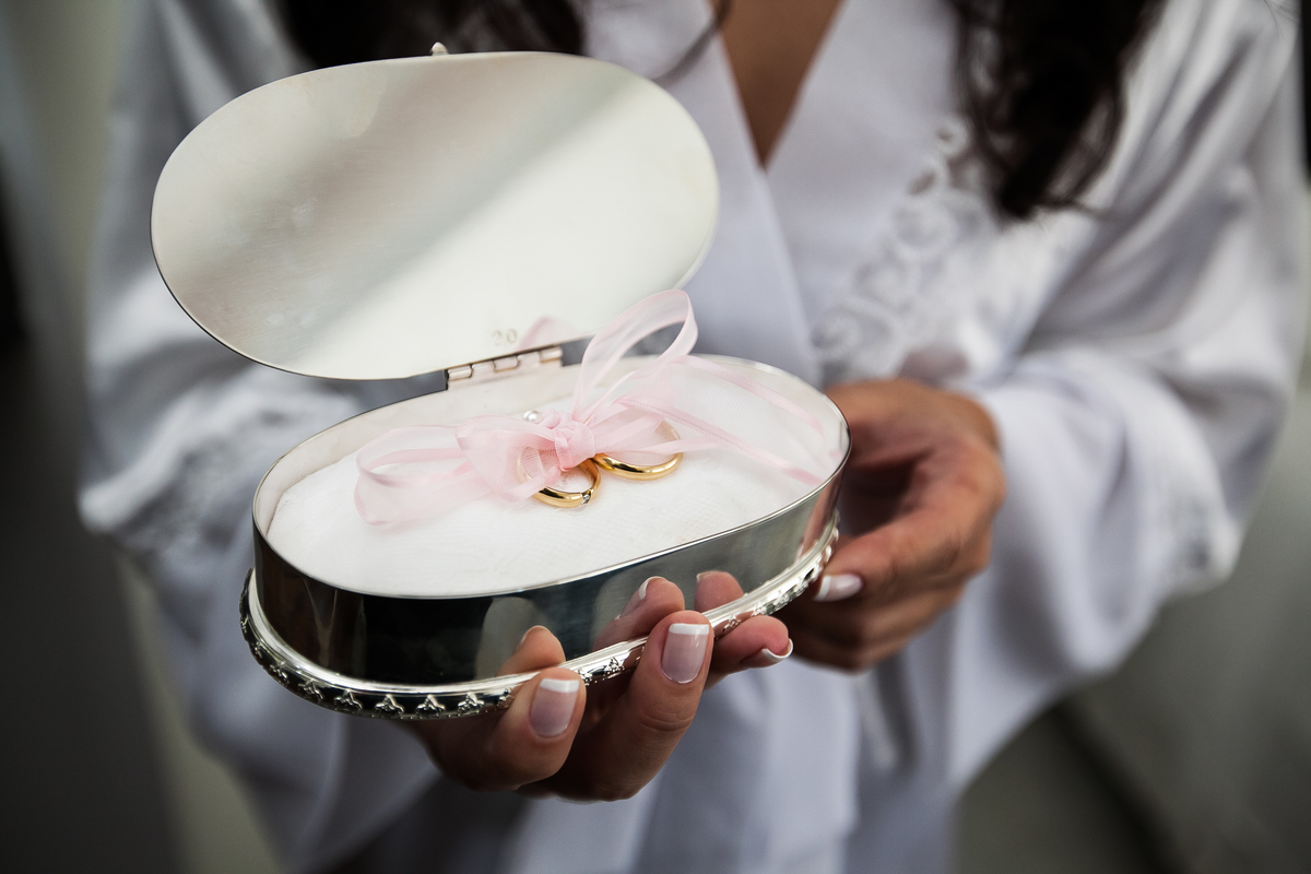 Fotografia de casamento, fotos de casamento, noiva, Fotógrafo no Porto, em Portugal. Fotógrafo de casamentos no Porto, Portugal. Fotos espontaneas, fotos naturais, fotos românticas, fotografia criativa. Casal apaixonado. Melhor fotógrafo de Portugal
