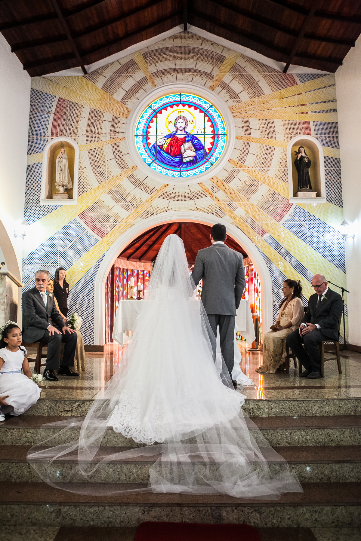Fotografia de casamento, fotos de casamento, noiva, Fotógrafo no Porto, em Portugal. Fotógrafo de casamentos no Porto, Portugal. Fotos espontaneas, fotos naturais, fotos românticas, fotografia criativa. Casal apaixonado. Melhor fotógrafo de Portugal