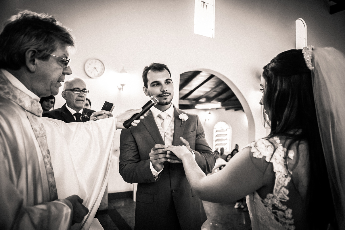 Fotografia de casamento, fotos de casamento, noiva, Fotógrafo no Porto, em Portugal. Fotógrafo de casamentos no Porto, Portugal. Fotos espontaneas, fotos naturais, fotos românticas, fotografia criativa. Casal apaixonado. Melhor fotógrafo de Portugal