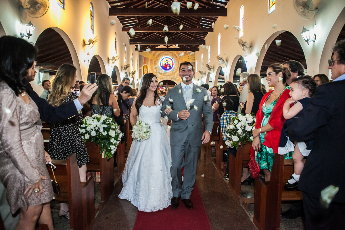 Fotografia de casamento, fotos de casamento, noiva, Fotógrafo no Porto, em Portugal. Fotógrafo de casamentos no Porto, Portugal. Fotos espontaneas, fotos naturais, fotos românticas, fotografia criativa. Casal apaixonado. Melhor fotógrafo de Portugal
