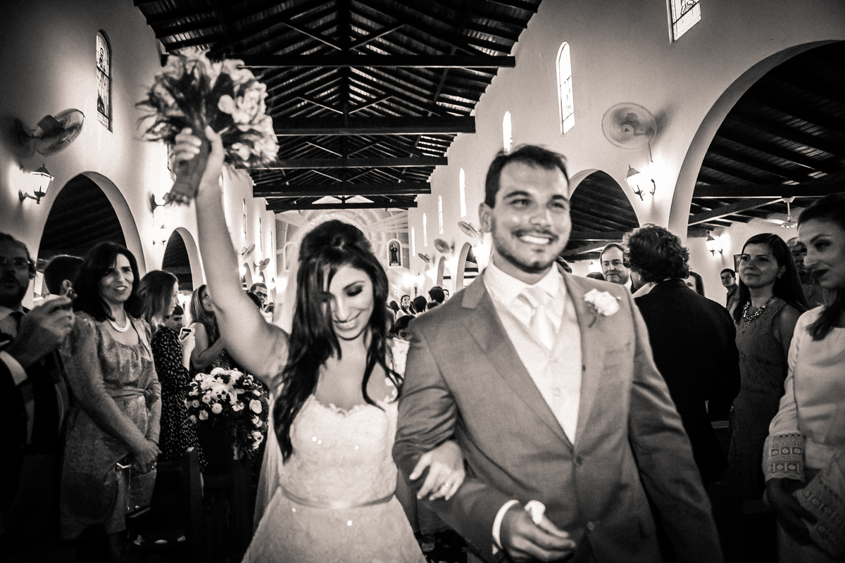 Fotografia de casamento, fotos de casamento, noiva, Fotógrafo no Porto, em Portugal. Fotógrafo de casamentos no Porto, Portugal. Fotos espontaneas, fotos naturais, fotos românticas, fotografia criativa. Casal apaixonado. Melhor fotógrafo de Portugal