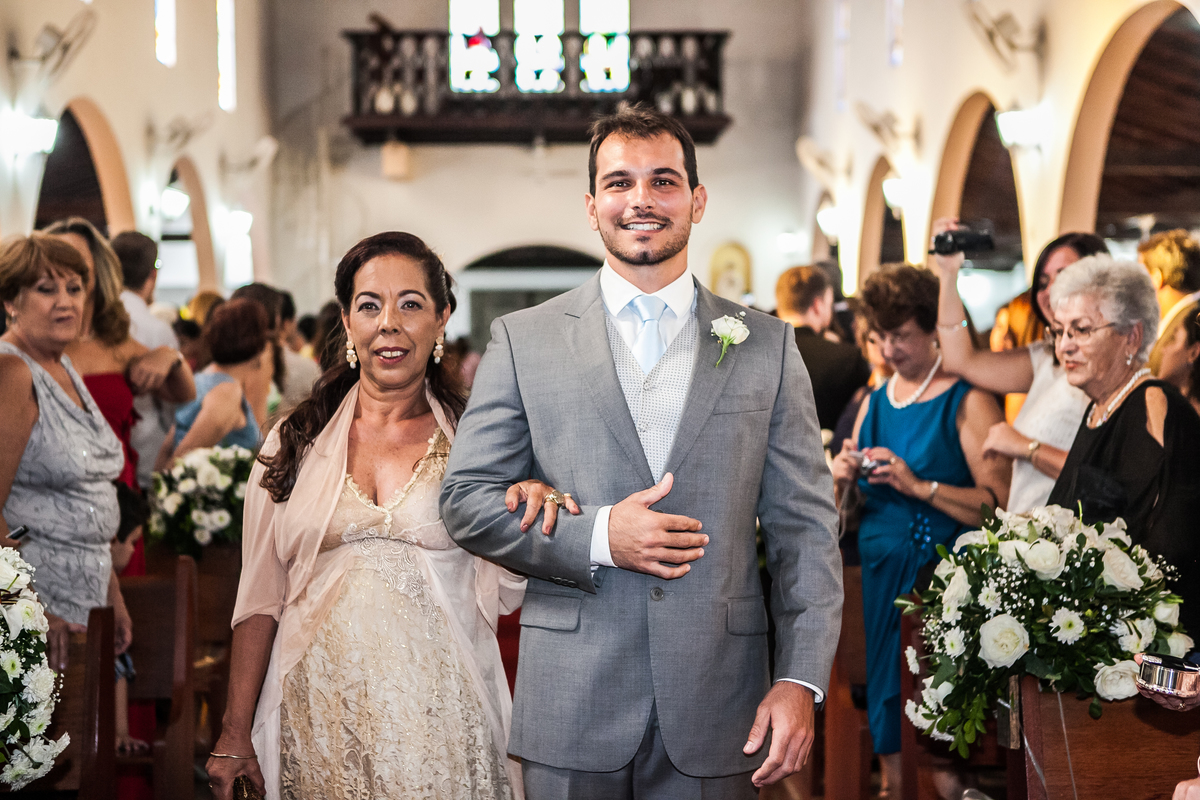 Fotografia de casamento, fotos de casamento, noiva, Fotógrafo no Porto, em Portugal. Fotógrafo de casamentos no Porto, Portugal. Fotos espontaneas, fotos naturais, fotos românticas, fotografia criativa. Casal apaixonado. Melhor fotógrafo de Portugal