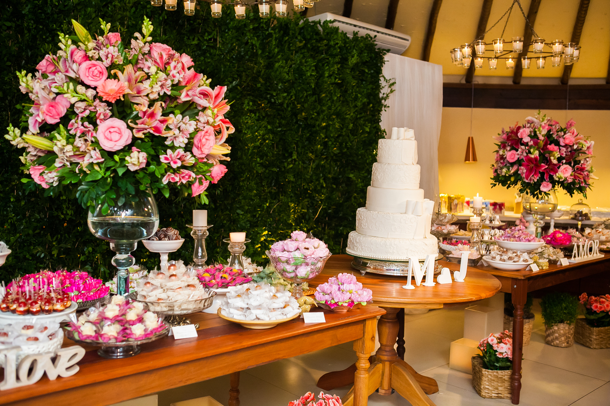 Fotografia de casamento, fotos de casamento, noiva, Fotógrafo no Porto, em Portugal. Fotógrafo de casamentos no Porto, Portugal. Fotos espontaneas, fotos naturais, fotos românticas, fotografia criativa. Casal apaixonado. Melhor fotógrafo de Portugal