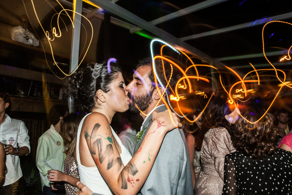 Fotografia de casamento, fotos de casamento, noiva, Fotógrafo no Porto, em Portugal. Fotógrafo de casamentos no Porto, Portugal. Fotos espontaneas, fotos naturais, fotos românticas, fotografia criativa. Casal apaixonado. Melhor fotógrafo de Portugal