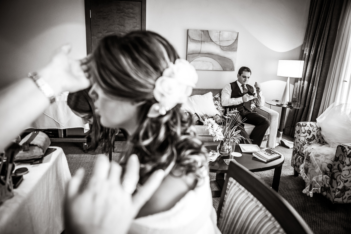 Fotografia de casamento, fotos de casamento, noiva, Fotógrafo no Porto, em Portugal. Fotógrafo de casamentos no Porto, Portugal. Fotos espontaneas, fotos naturais, fotos românticas, fotografia criativa. Casal apaixonado. Melhor fotógrafo de Portugal