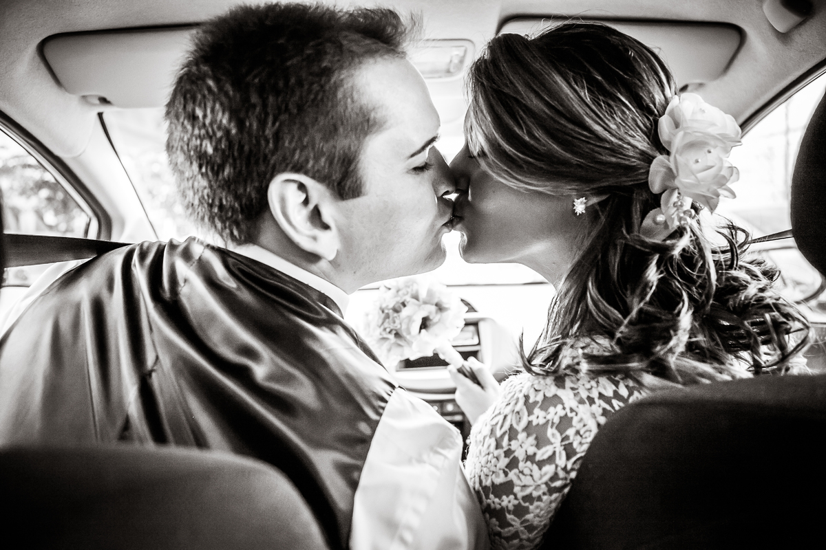 Fotografia de casamento, fotos de casamento, noiva, Fotógrafo no Porto, em Portugal. Fotógrafo de casamentos no Porto, Portugal. Fotos espontaneas, fotos naturais, fotos românticas, fotografia criativa. Casal apaixonado. Melhor fotógrafo de Portugal