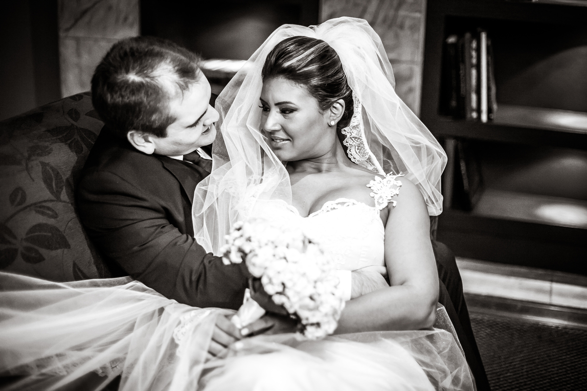 Fotografia de casamento, fotos de casamento, noiva, Fotógrafo no Porto, em Portugal. Fotógrafo de casamentos no Porto, Portugal. Fotos espontaneas, fotos naturais, fotos românticas, fotografia criativa. Casal apaixonado. Melhor fotógrafo de Portugal