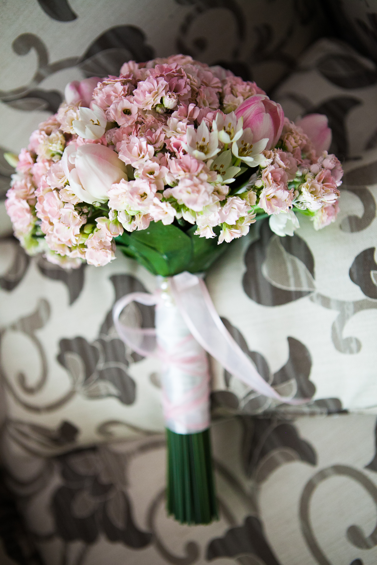 Fotografia de casamento, fotos de casamento, noiva, Fotógrafo no Porto, em Portugal. Fotógrafo de casamentos no Porto, Portugal. Fotos espontaneas, fotos naturais, fotos românticas, fotografia criativa. Casal apaixonado. Melhor fotógrafo de Portugal