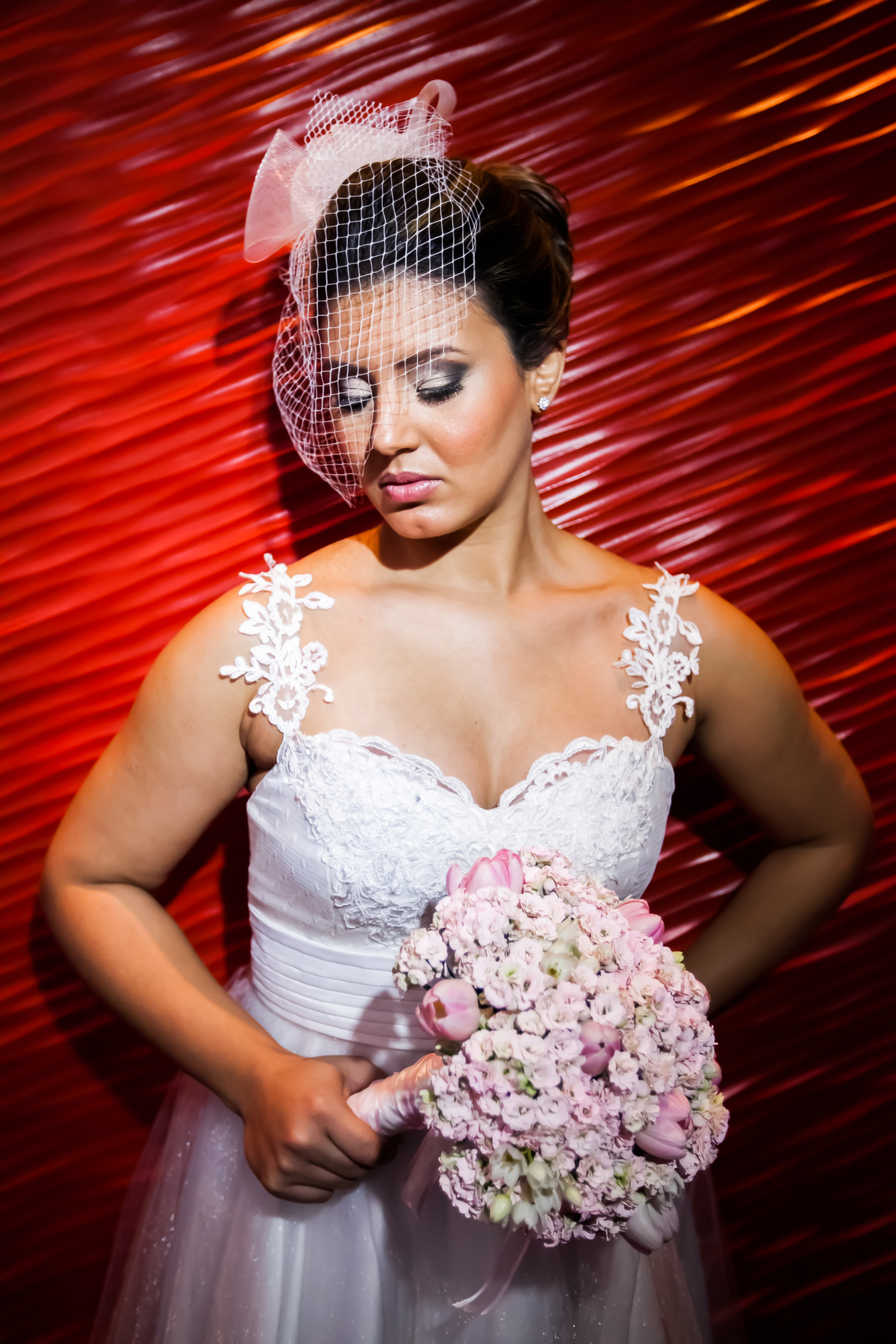 Fotografia de casamento, fotos de casamento, noiva, Fotógrafo no Porto, em Portugal. Fotógrafo de casamentos no Porto, Portugal. Fotos espontaneas, fotos naturais, fotos românticas, fotografia criativa. Casal apaixonado. Melhor fotógrafo de Portugal