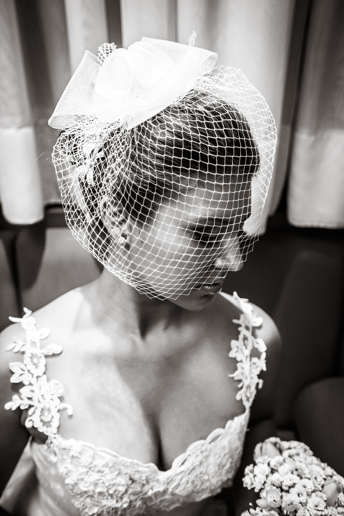 Fotografia de casamento, fotos de casamento, noiva, Fotógrafo no Porto, em Portugal. Fotógrafo de casamentos no Porto, Portugal. Fotos espontaneas, fotos naturais, fotos românticas, fotografia criativa. Casal apaixonado. Melhor fotógrafo de Portugal