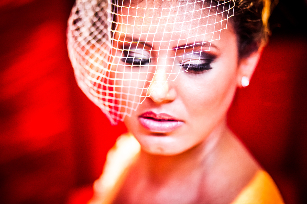 Fotografia de casamento, fotos de casamento, noiva, Fotógrafo no Porto, em Portugal. Fotógrafo de casamentos no Porto, Portugal. Fotos espontaneas, fotos naturais, fotos românticas, fotografia criativa. Casal apaixonado. Melhor fotógrafo de Portugal